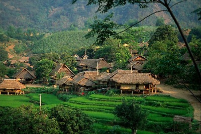 MAI CHAU - HOA BINH LAKE - GO LAO WATERFALL 3 DAYS 2 NIGHTS TOUR