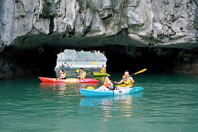 HA LONG BAY 1 DAY DELUXE TOUR 5